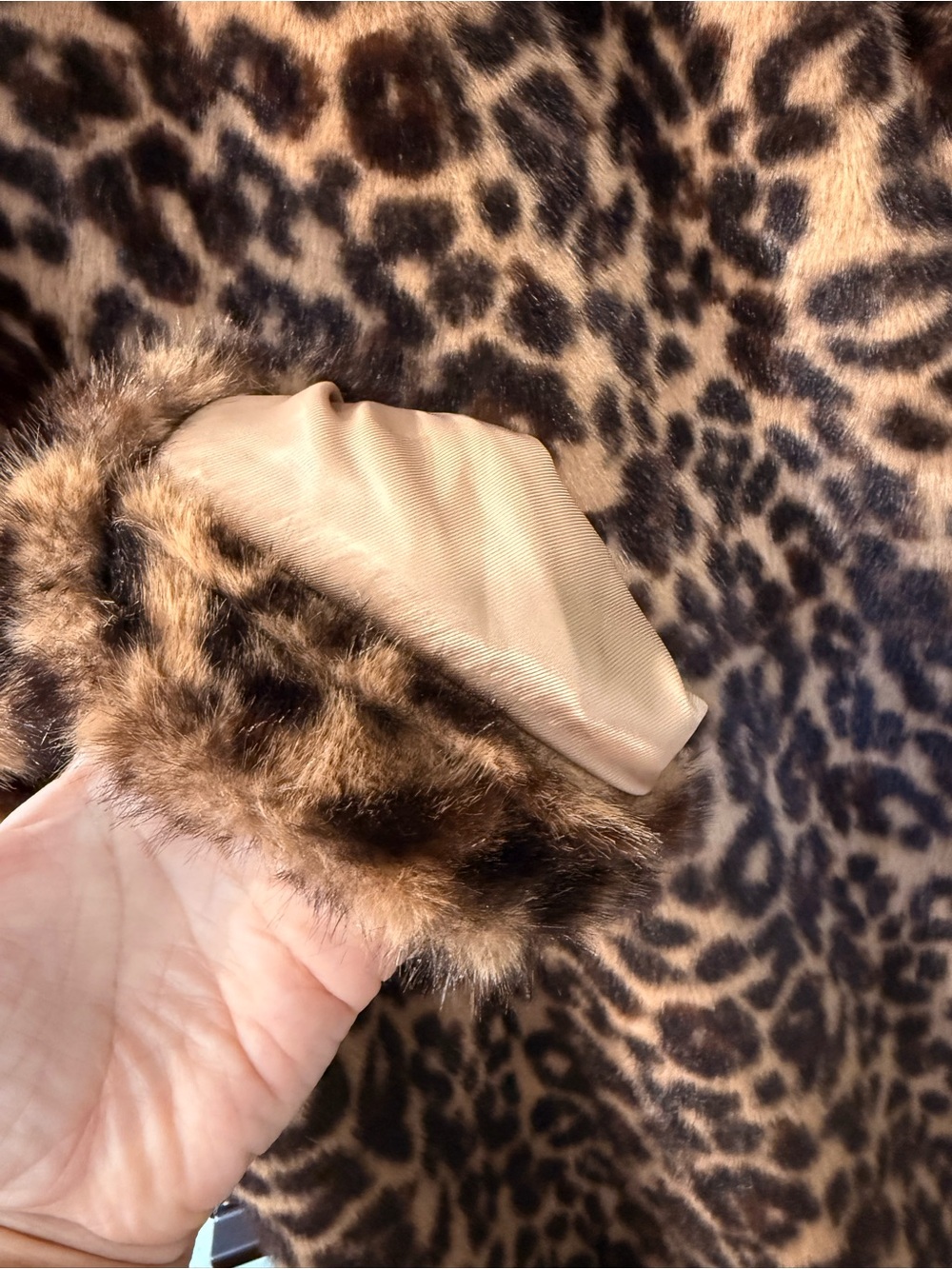 Abercrombie & Fitch Leopard Print Faux Fur Long Coat - Picture 7 of 7